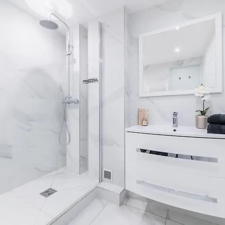 Chic Flat With A Garden Near Trocadero * Paris