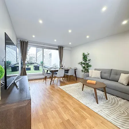 Chic Flat With A Garden Near Trocadero Apartment *